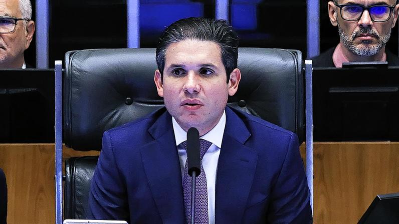Motta é pressionado por bolsonaristas para pautar a urgência do projeto de anistia aos condenados pelos atos de 8 de Janeiro (Foto: Reprodução)