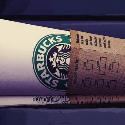 Starbucks investe US$ 1 bilhão em reestruturação e fecha lojas nos EUA