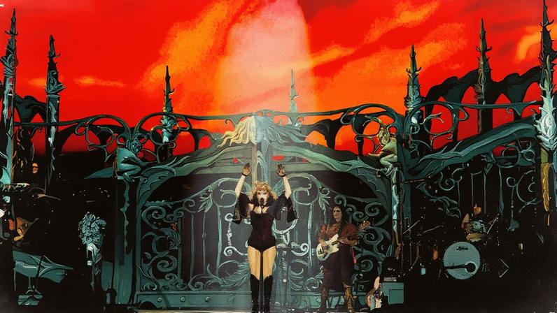 Chappell Roan agradeceu aos fãs por seu apoio após um ano difícil durante seu show pop-up em Nova York (Foto: Reprodução)