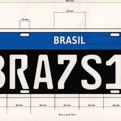 Placa preta dos carros de coleção é substituída pelo padrão Mercosul