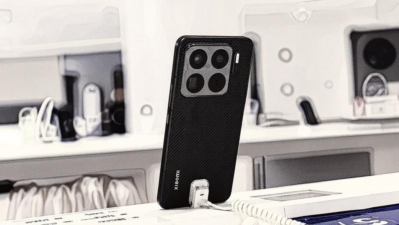 Smartphone 15S Pro da Xiaomi em destaque (Foto: Reprodução)