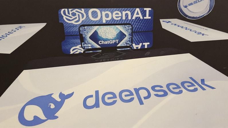 DeepSeek se defende de alegações de "destilação" de modelos de IA da OpenAI, técnica que permite aprendizado de um sistema de IA com base em outro (Foto: Reprodução)