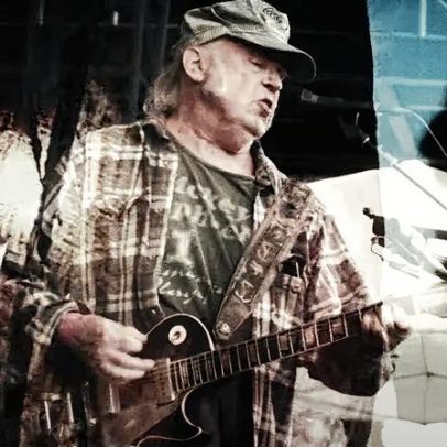 Neil Young lança single 'Big Crime' contra autoritarismo e fascismo