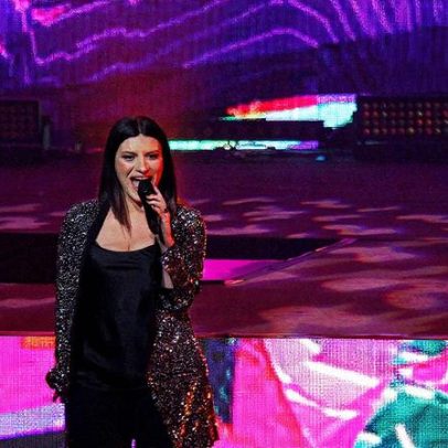 Laura Pausini confirma turnê em 2027 com show marcado em São Paulo