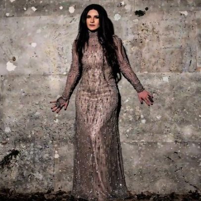 Laura Pausini revive 'Mi Historia Entre Tus Dedos' em novo projeto 'Yo Canto 2'