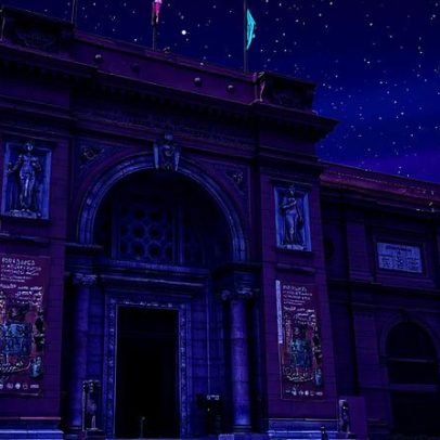Oficiais do Cairo iniciam busca por bracelete faraônico desaparecido do Museu Egípcio