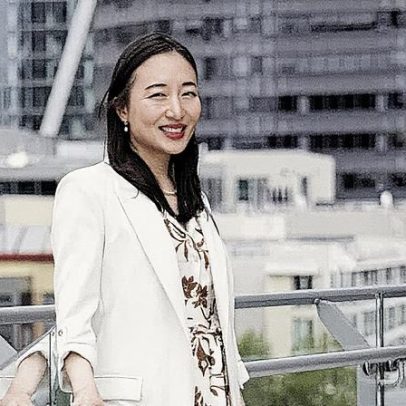 Mulher supera dificuldades financeiras e cria startup de US$ 20 milhões para ajudar outros