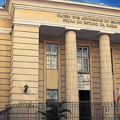 Juiz aplica multa a advogado por ofensas durante audiência judicial