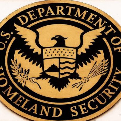 Dados do DHS expõem informações sensíveis a milhares de usuários não autorizados