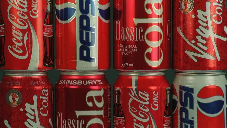 Investidores pressionam a PepsiCo a adotar uma estratégia semelhante à da Coca-Cola, reduzindo seu modelo integrado (Foto: Reprodução)