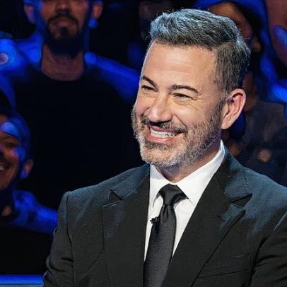 Jimmy Kimmel retorna com seu programa nesta terça-feira após suspensão de uma semana