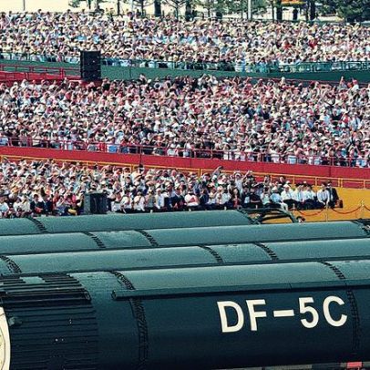 China intensifica ameaças aos EUA com mísseis nucleares e armas secretas