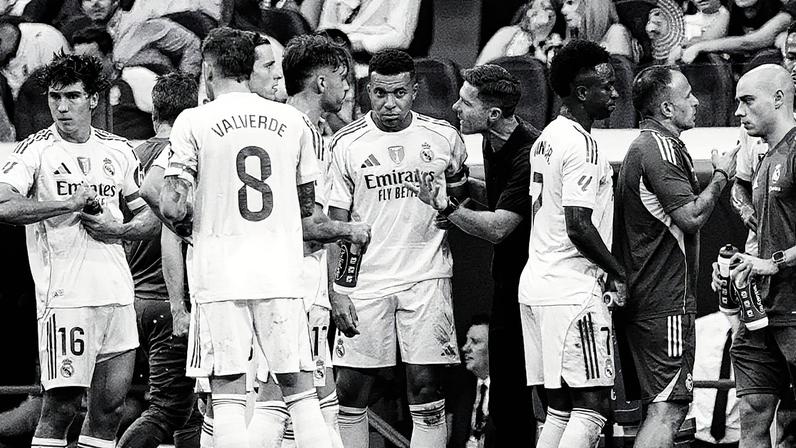 Xabi Alonso considera Kylian Mbappé como intocável no ataque do Real Madrid (Foto: Reprodução)