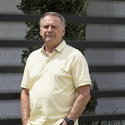 Advogado solicita liberdade de Bolsonaro com base em voto de Fux; decisão de Dino aguarda