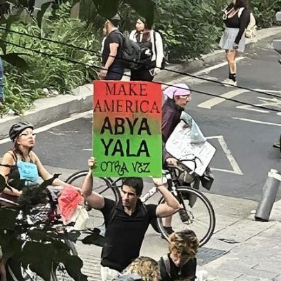 Protestos contra turistas aumentam em meio à insatisfação com o turismo excessivo