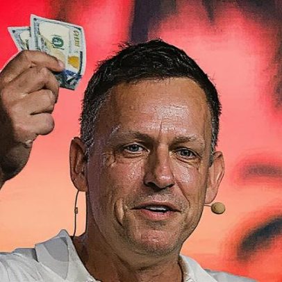 Famílias bilionárias investem em drones e energia nuclear em agosto