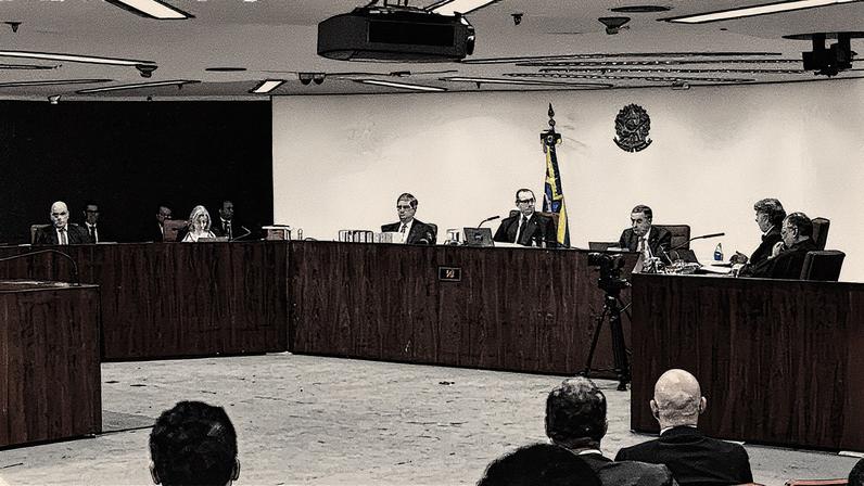Ministros da Primeira Turma do STF durante julgamento de um caso relacionado a uma trama golpista (Foto: Reprodução)
