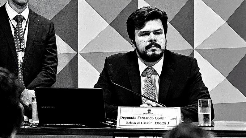 Deputado Fernando Coelho Filho, relator da MP 1.300, discute a ampliação da tarifa social de energia elétrica (Foto: Reprodução)