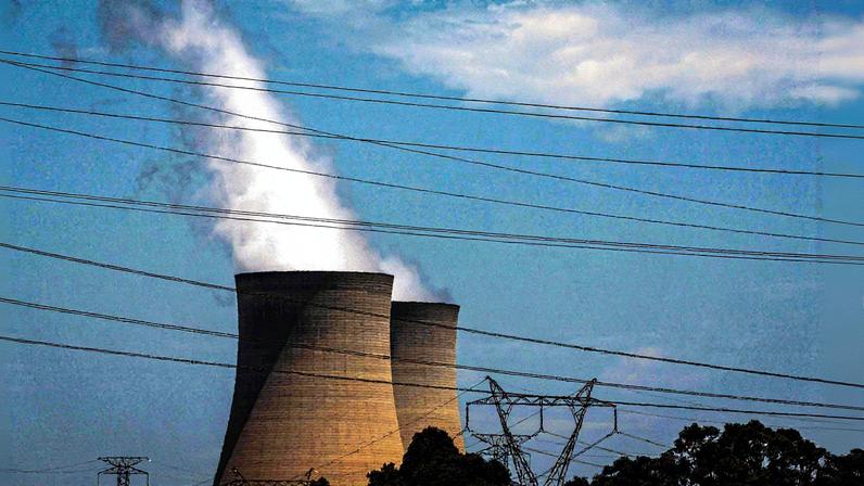 Usina termelétrica a carvão em Nova Gales do Sul, Austrália, considerada grande emissora de gases do efeito estufa (Foto: Reprodução)