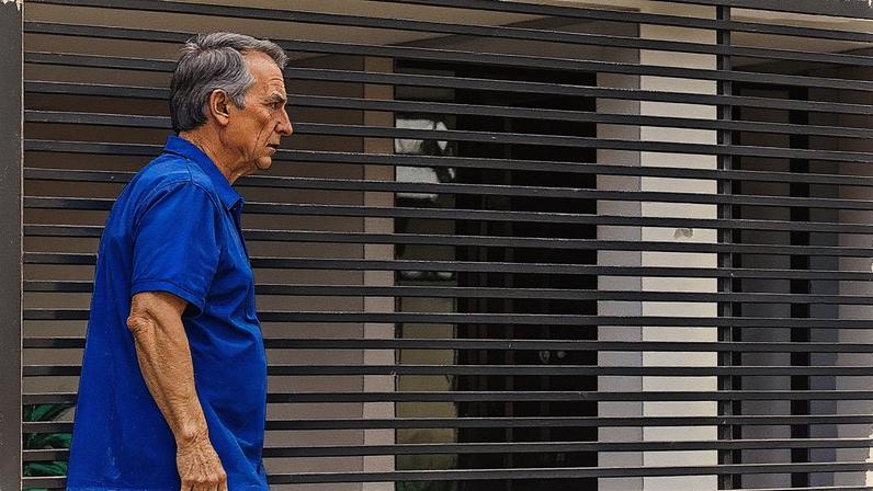 Ex-presidente Jair Bolsonaro em prisão domiciliar em Brasília (Foto: Reprodução)
