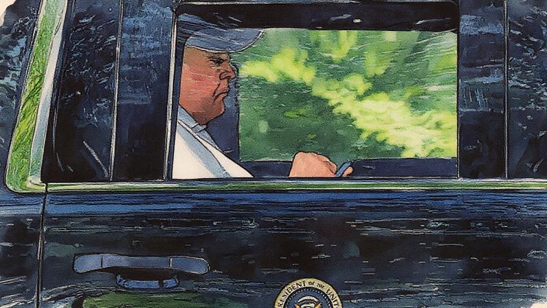 Presidente dos EUA, Donald Trump, verifica seu telefone ao deixar o campo de golfe Trump National em Sterling, Virgínia, a caminho da Casa Branca (Foto: Reprodução)
