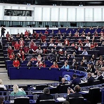 Von der Leyen propõe suspensão do acordo comercial com Israel devido a Gaza