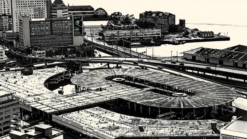 Estação rodoviária de Porto Alegre, localizada no centro da capital (Foto: Reprodução)