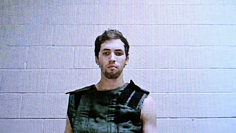 Homem detido como suspeito de assassinato comparece virtualmente diante do juiz em Provo, Utah (Foto: Reprodução)