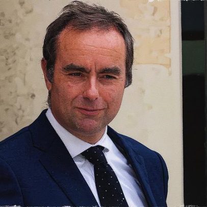 Sébastien Lecornu assume cargo de primeiro-ministro e promete mudanças na França