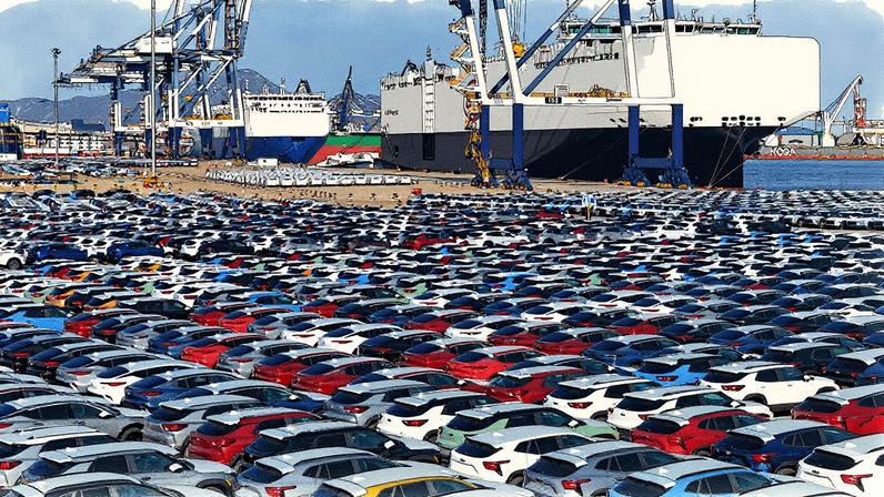 Carros para exportação em terminal do porto de Yantai, na província de Shandong, na China (Foto: Reprodução)