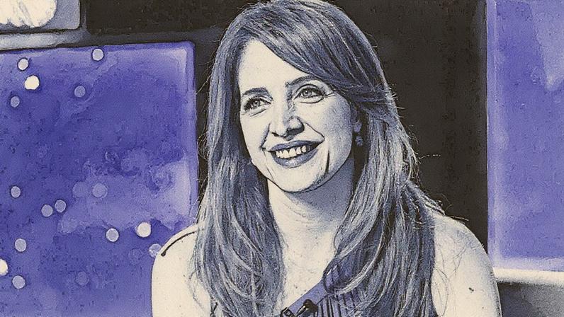 Poliana Abritta exibe um bolo minimalista em sua comemoração de 50 anos (Foto: Reprodução)