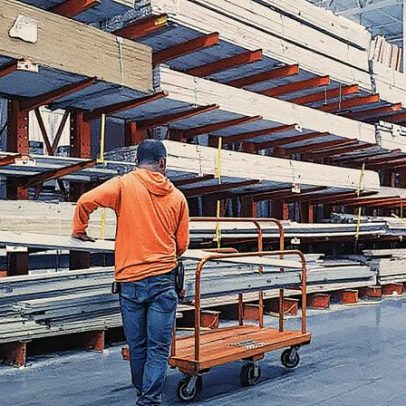 Ação de empresa é destacada por Jim Cramer como a que mais pode valorizar antes de cortes de juros