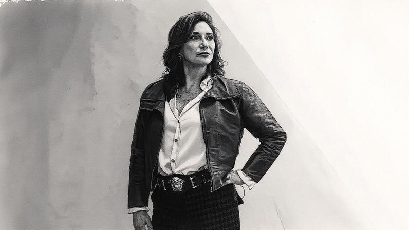 Cantora Zizi Possi em uma apresentação (Foto: Reprodução)