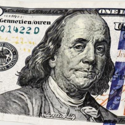 Dólar cai para R$ 5,27 após decisões de juros nos EUA e no Brasil