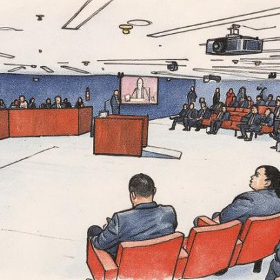 Julgamento começa com recados de Moraes e críticas de Cármen ao desempenho das defesas