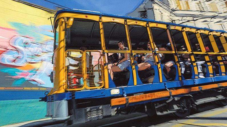 Bondinho de Santa Teresa, que transportou 570.190 passageiros no ano passado, após investimento de R$ 70 milhões do estado para reativar duas linhas (Foto: Reprodução)
