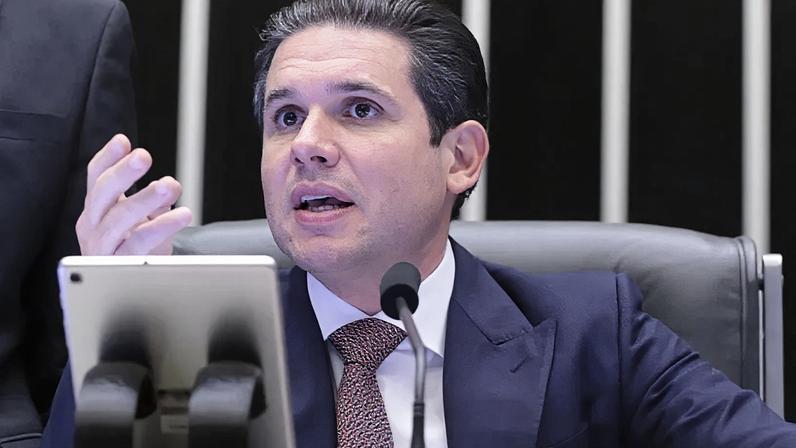 Na imagem, o presidente da Câmara dos Deputados, Hugo Motta