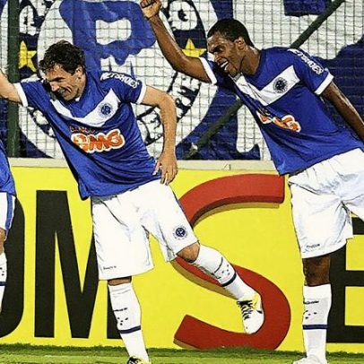 Vasco perde para Cruzeiro com destaque de Montillo e Roger