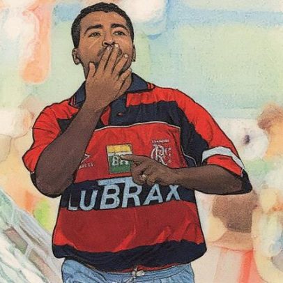 Romário elogia lance histórico em Flamengo x Corinthians