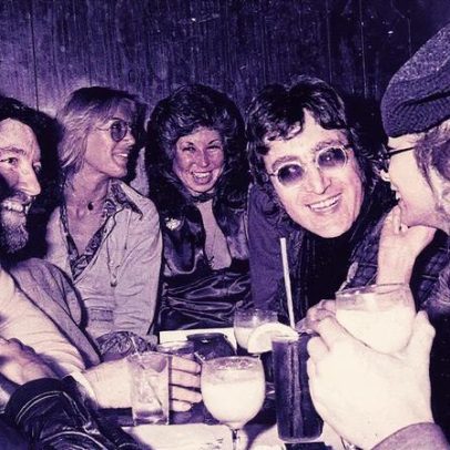 Óculos de John Lennon de 'Lost Weekend' devem ser leiloados por R$ 2 milhões