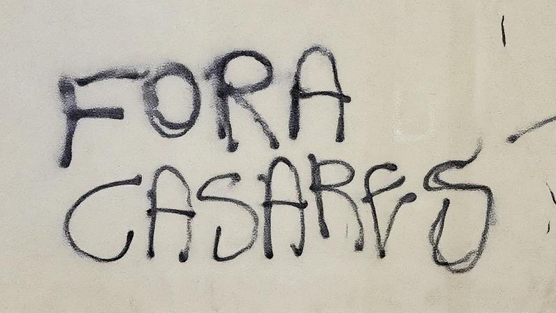 "Fora Casares", protestou a torcida do São Paulo após eliminação para a LDU. pelas quartas da Libertadores • Henrique Marsalla/CNN Brasil