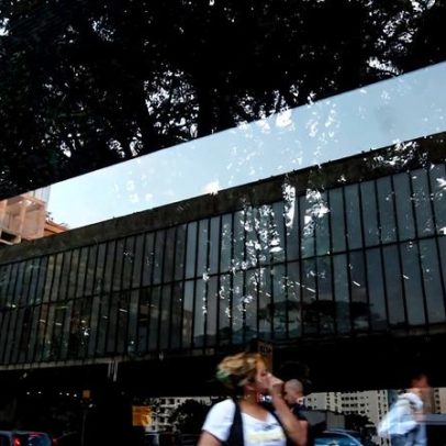 Desemprego no Brasil permanece estável até agosto