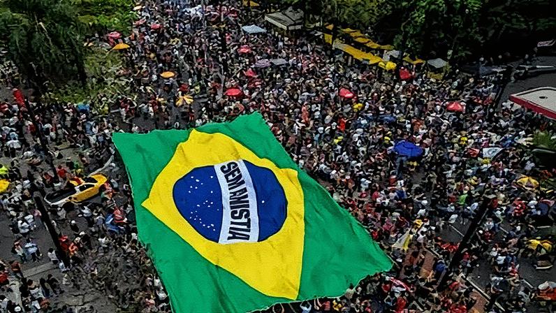 Cresce a rejeição dos brasileiros ao projeto de anistia aos golpistas, mostra pesquisa