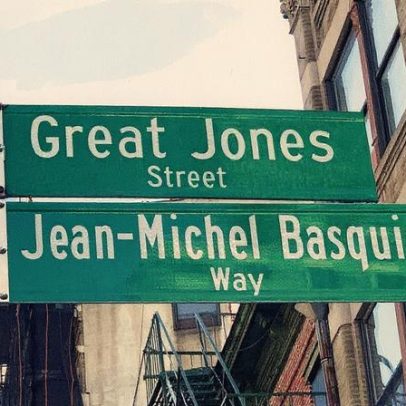 Bloco de Manhattan onde Basquiat viveu e trabalhou é renomeado em sua homenagem
