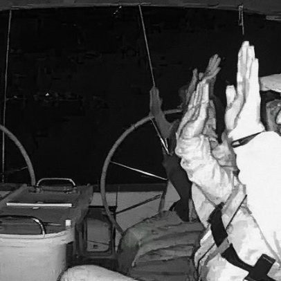 Forças navais israelenses abordam flotilha pró-palestina a 75 milhas de Gaza