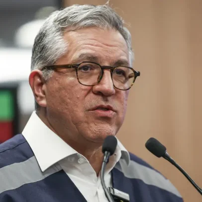 Ministro da Saúde apresenta plano para combater intoxicação por metanol