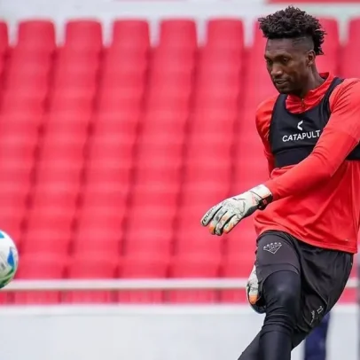 Goleiro da LDU volta a enfrentar o Palmeiras 16 anos após falha marcante na Libertadores