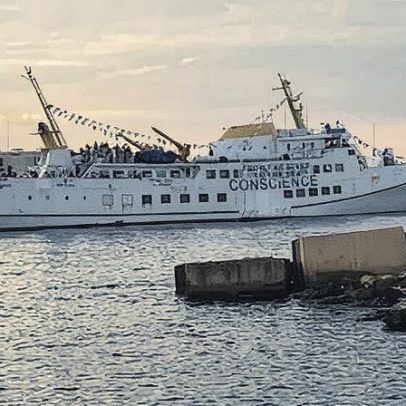 Flotilha italiana de 11 barcos navega em direção a Gaza com chegada prevista em dois dias