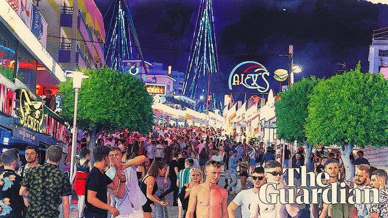 Magaluf attracts a large number of British tourists who frequent the Strip, host to its many nightclubs.