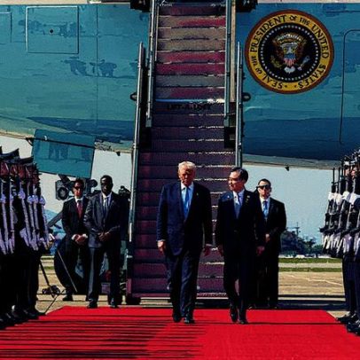 Trump encerra viagem pela Ásia na Coreia do Sul e enfrenta Xi cara a cara